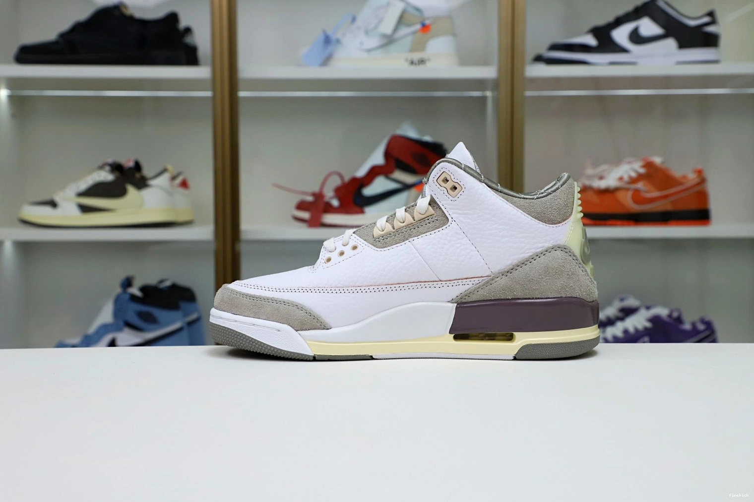 MANIÉRE JORDAN WMNS 3 X AIR 0811